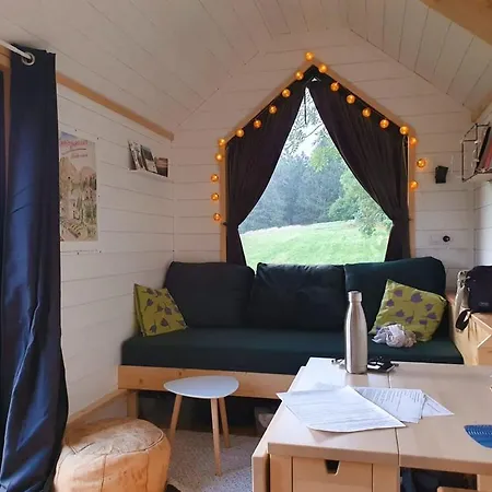 Tiny Des Sucs By Tiny Away בית נופש Yssingeaux