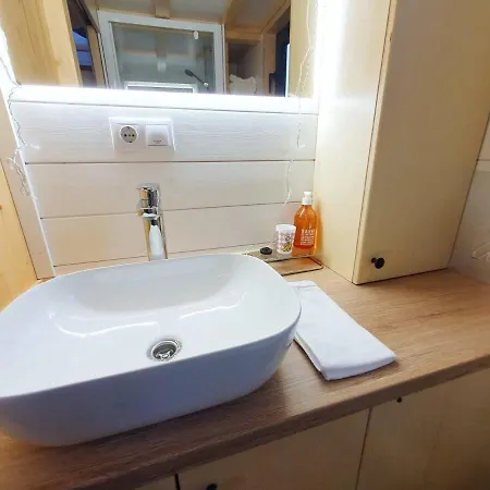 בית נופש Tiny Des Sucs By Tiny Away Yssingeaux