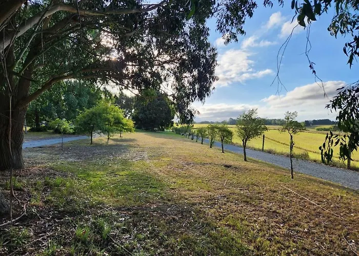 Holiday home Tiny Des Sucs By Tiny Away